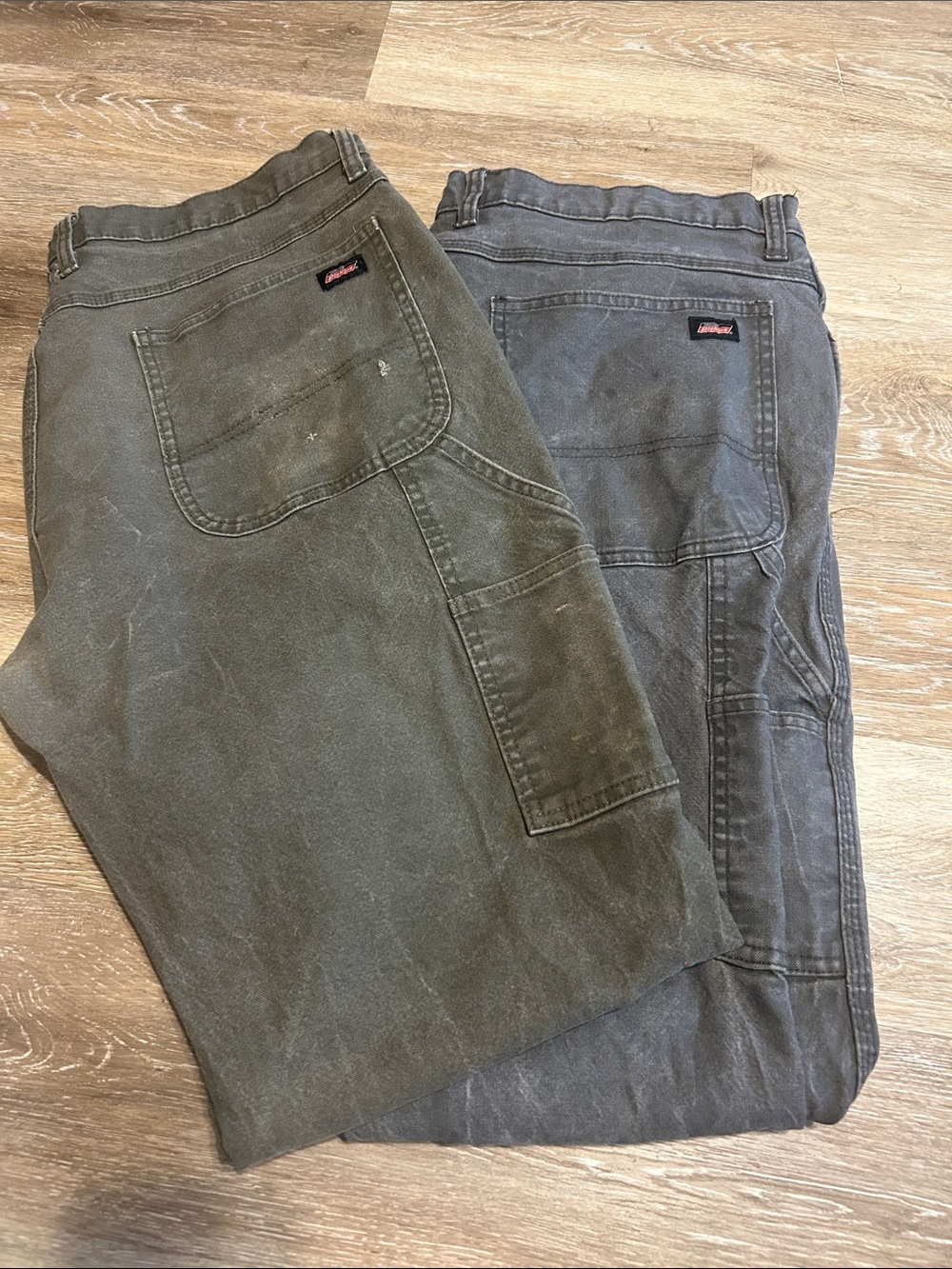 Dickies  Men's Cargo Pants in Olive and Charcoal Duo💥